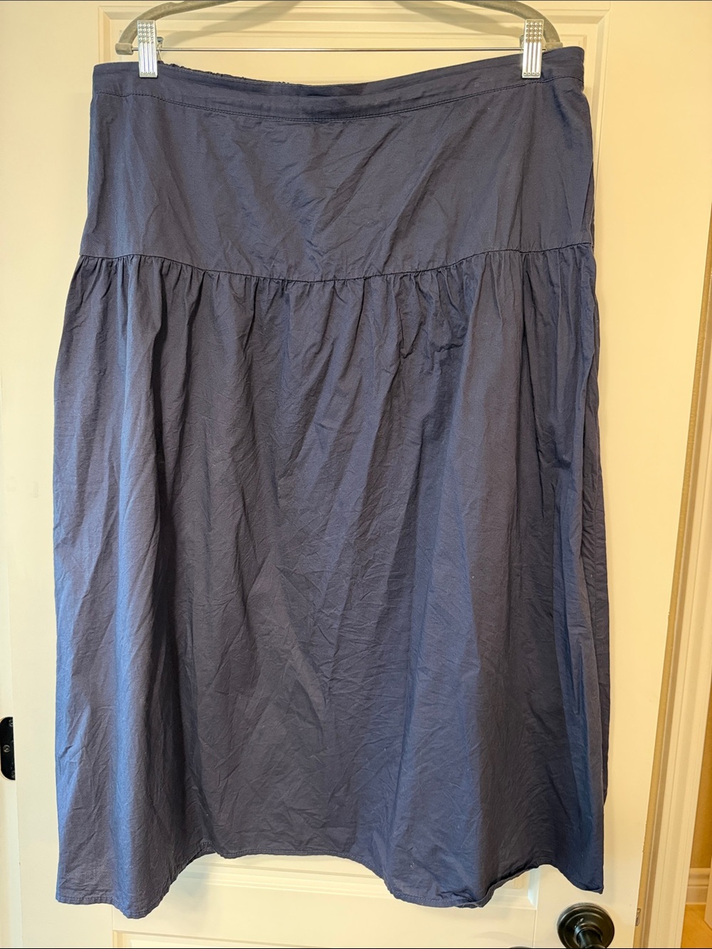 Old Navy Navy A-Line Midi Skirt